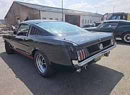 Ford Mustang Fastback GT Code A