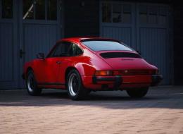 Porsche 911 3.2 Carrera