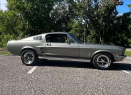 Ford Mustang Fastback