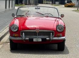 MG B 1800