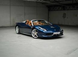 Ferrari 458 *Tailor Made - Brown carbon fiber*