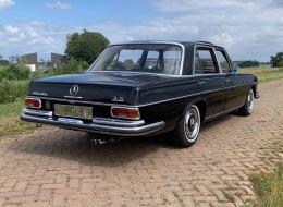 Mercedes-Benz SEL 300