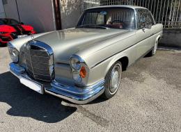 Mercedes-Benz SE 300