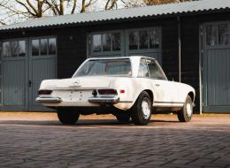 Mercedes-Benz SL 280 SL Pagode 