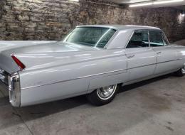 Cadillac De Ville