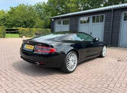 Aston Martin DB 9