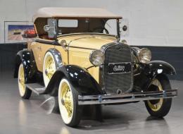 Ford A Roadster Deluxe