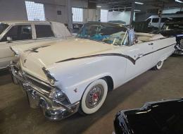 Ford Fairlane Sunliner Convertible