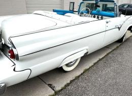 Ford Fairlane Sunliner Convertible