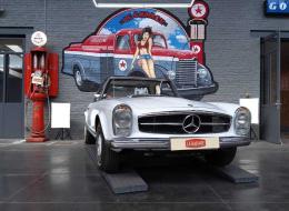 Mercedes-Benz 280 PAGODE