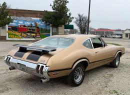 Oldsmobile Cutlass 442