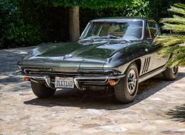 Chevrolet Corvette C2 Coupé