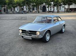 Alfa Roméo Giulia GT 1600 Junior