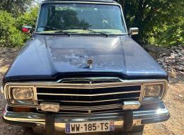 Jeep Wagoneer