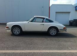 Porsche 911 2.4L E