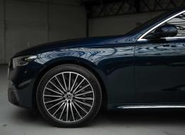 Mercedes-Benz E 300e *Exclusive line/Full options*