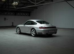Porsche 996 Carrera 4S *Faible kilométrage & historique co