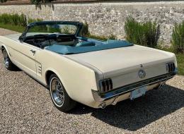Ford Mustang V8 Cabriolet