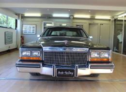 Cadillac De Ville