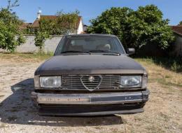 Alfa Roméo 6 2.5L Quadrifoglio Oro