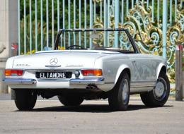 Mercedes-Benz SL 230 Pagode