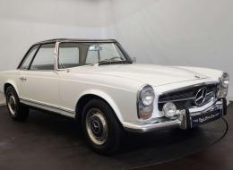 Mercedes-Benz SL 230 Pagode