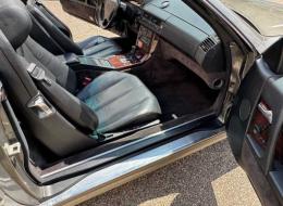 Mercedes-Benz SL 320