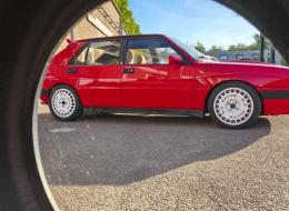 Lancia Delta HF INTEGRAL 2 L TURBO 16 SOUPAPES 200 CV