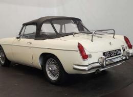 MG B