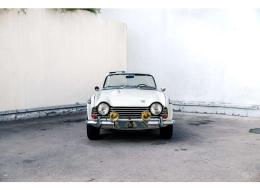 Triumph TR5