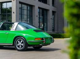 Porsche 911 2.4S Targa