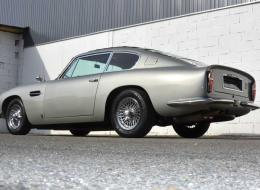 Aston Martin DB 6 Saloon Superleggera