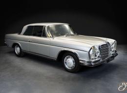 Mercedes-Benz SE 280 Coupé V8 3.5 L