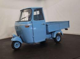 Piaggio Triporteur APE 150