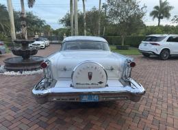 Oldsmobile 88 Coupé
