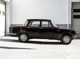 Alfa Roméo Giulia Nuova Super 1300