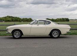 Volvo P 1800