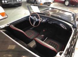 Austin Healey 100 AUSTIN HEALEY 100/6