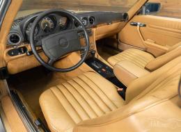 Mercedes-Benz SL 560