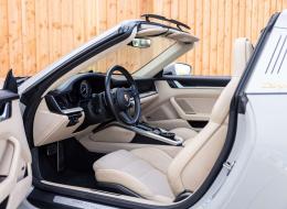 Porsche 992 Targa 4S Heritage