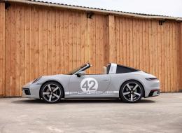 Porsche 992 Targa 4S Heritage