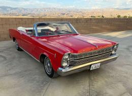 Ford Galaxie 500 Convertible