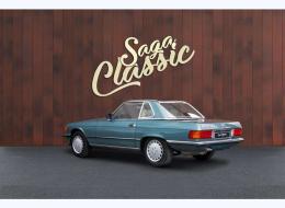 Mercedes-Benz SL 560 (R107)