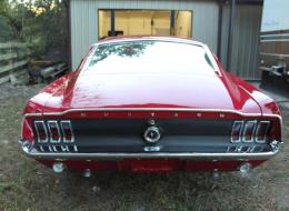 Ford Mustang V8 Fastback