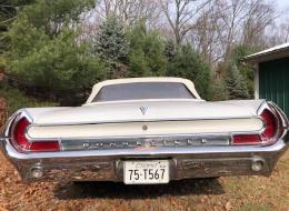 Pontiac Bonneville V8 Coupé