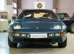 Porsche 928