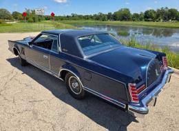 Lincoln Continental Mark V