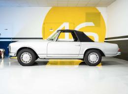 Mercedes-Benz SL 280 Pagode