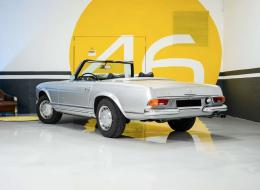Mercedes-Benz SL 280 Pagode