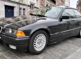 BMW Série 3 E36 - 325 i Coupé BVA 